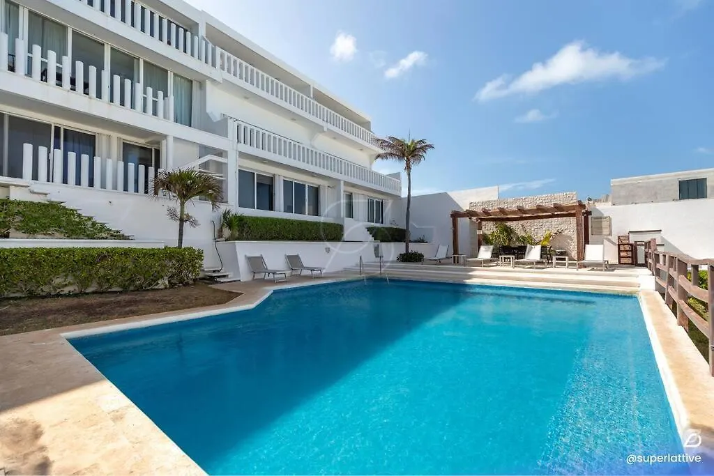 Deluxe Ocean View 3B Villa With Great Location Cancun