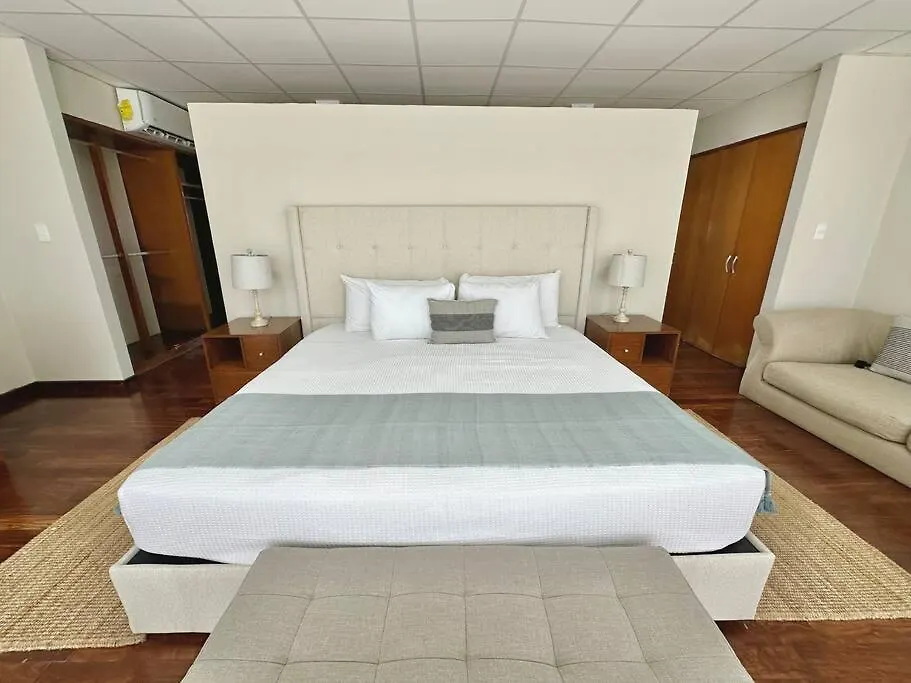 Deluxe Ocean View 3B Villa With Great Location Cancun Apartment