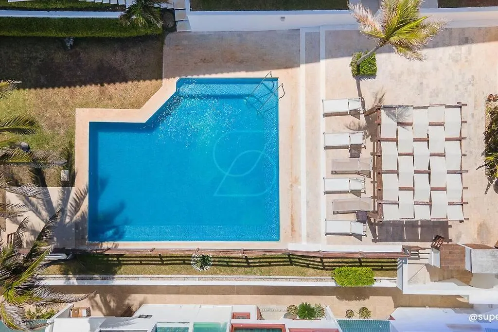 Deluxe Ocean View 3B Villa With Great Location Cancun Apartment